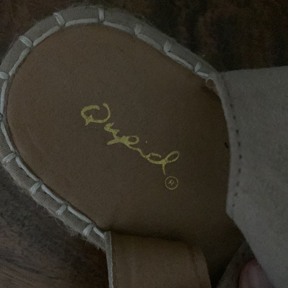 Lace up platform sandals - Picture 3 of 4